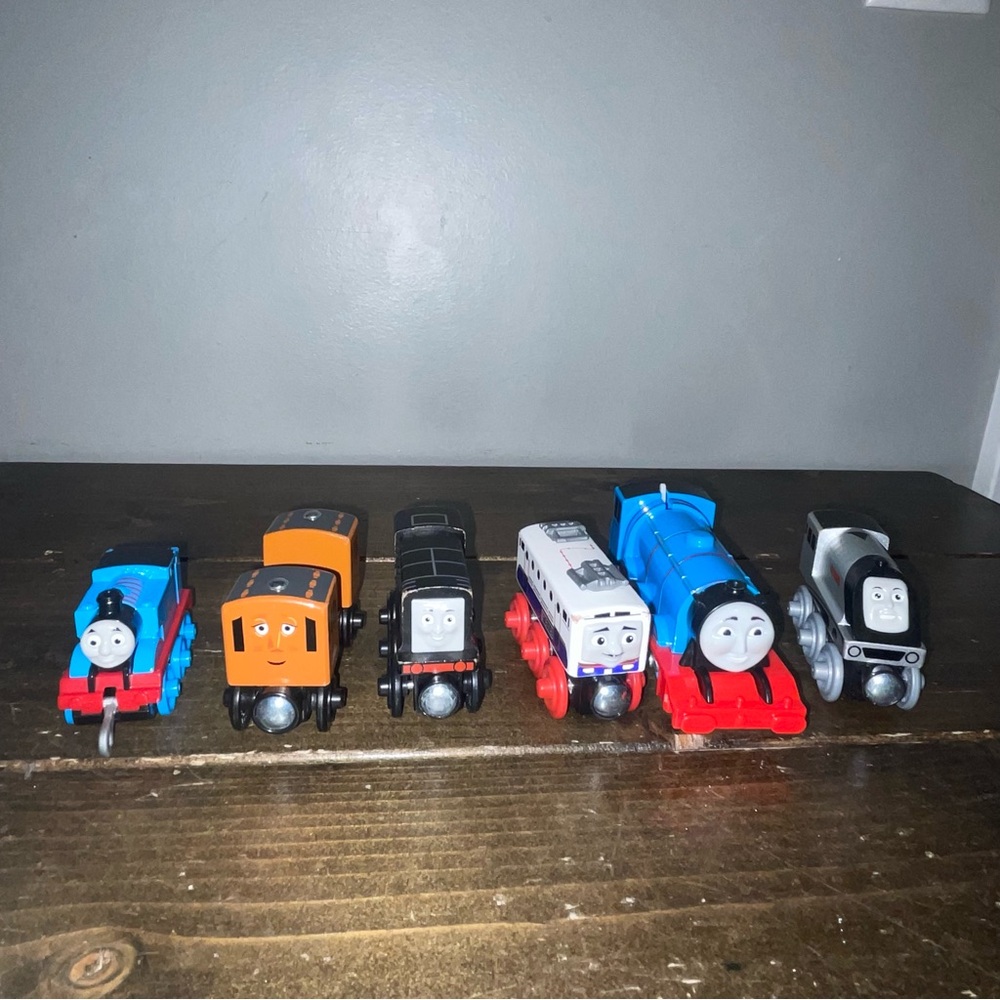Thomas the train bundle wooden and metal fits regular tracks